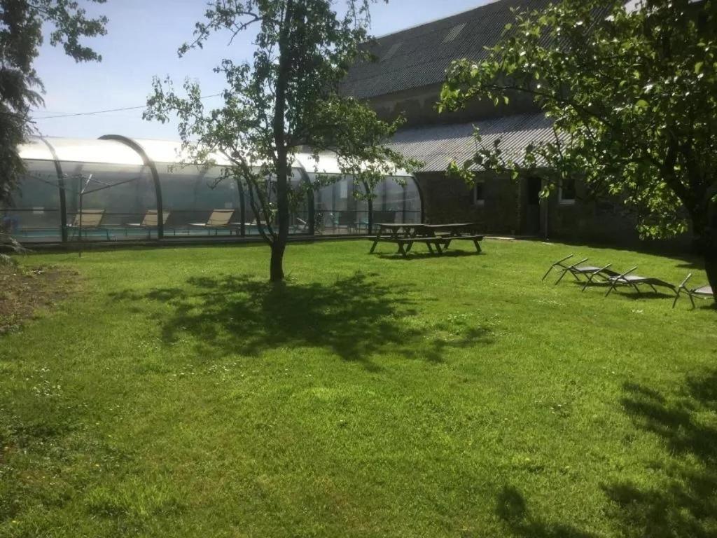 La Petellerie, Maison De Campagne Avec Piscine Pour Un Sejour Detente Moyon Kültér fotó