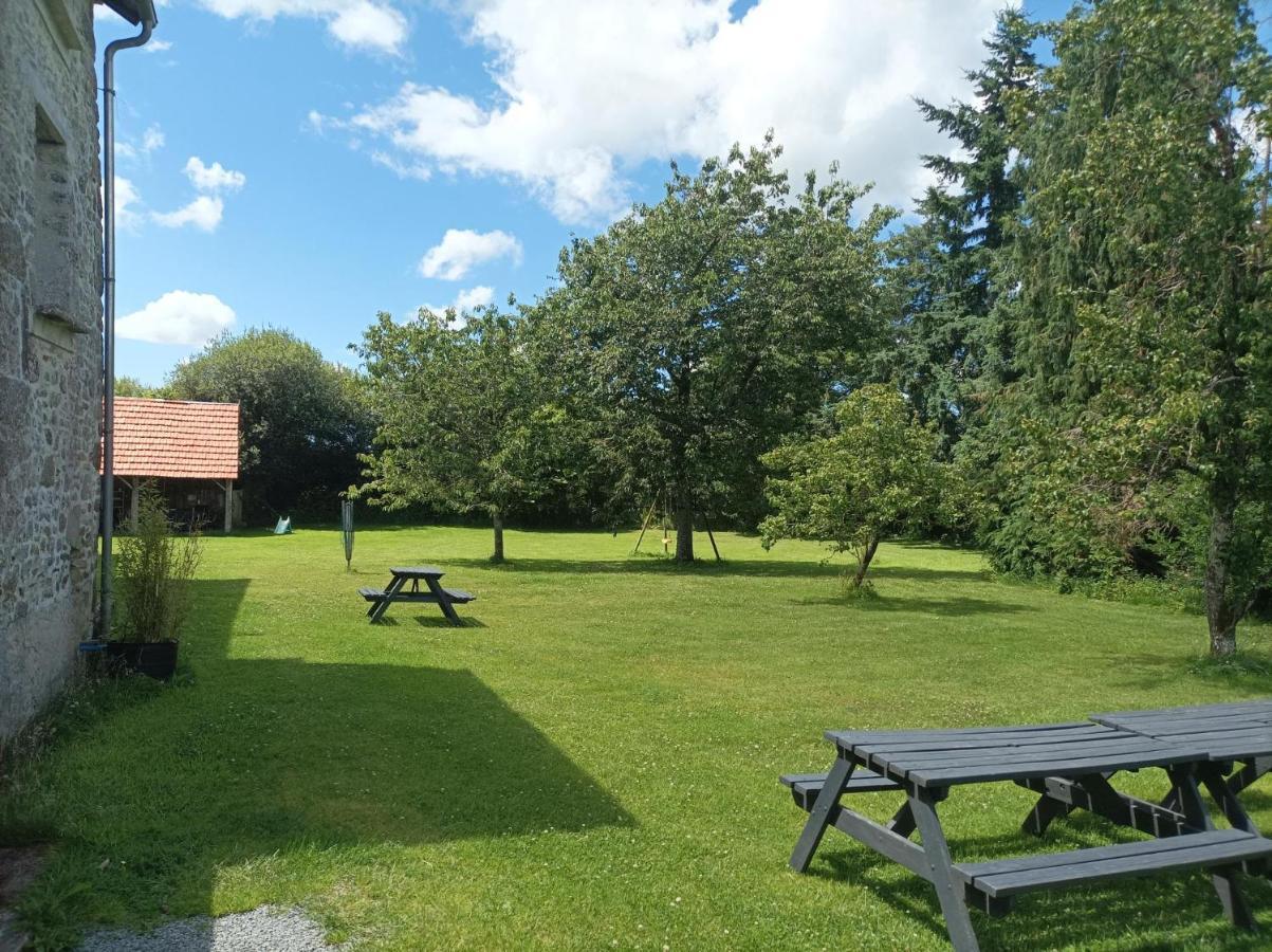 La Petellerie, Maison De Campagne Avec Piscine Pour Un Sejour Detente Moyon Kültér fotó